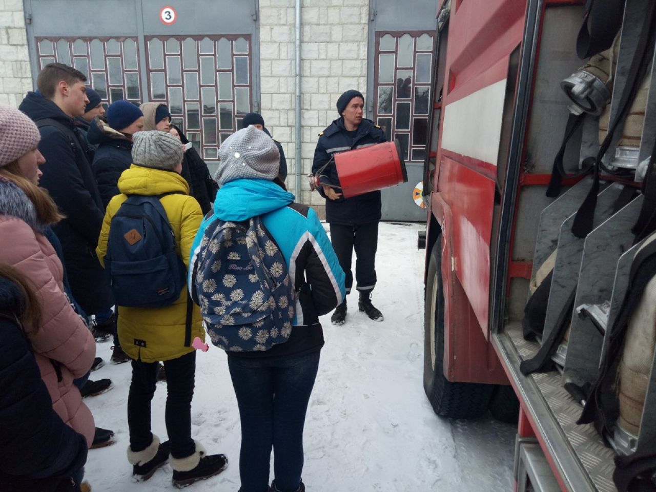 Рятувальники нагадали учням правила пожежної безпеки