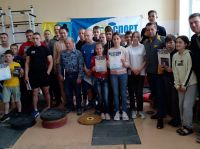 Вихованці Шепетівської КДЮСШ привезли нагороди із відкритого турніру з важкої атлетики