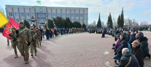 У Нетішині проводжали на небеса солдата Андрія Руя