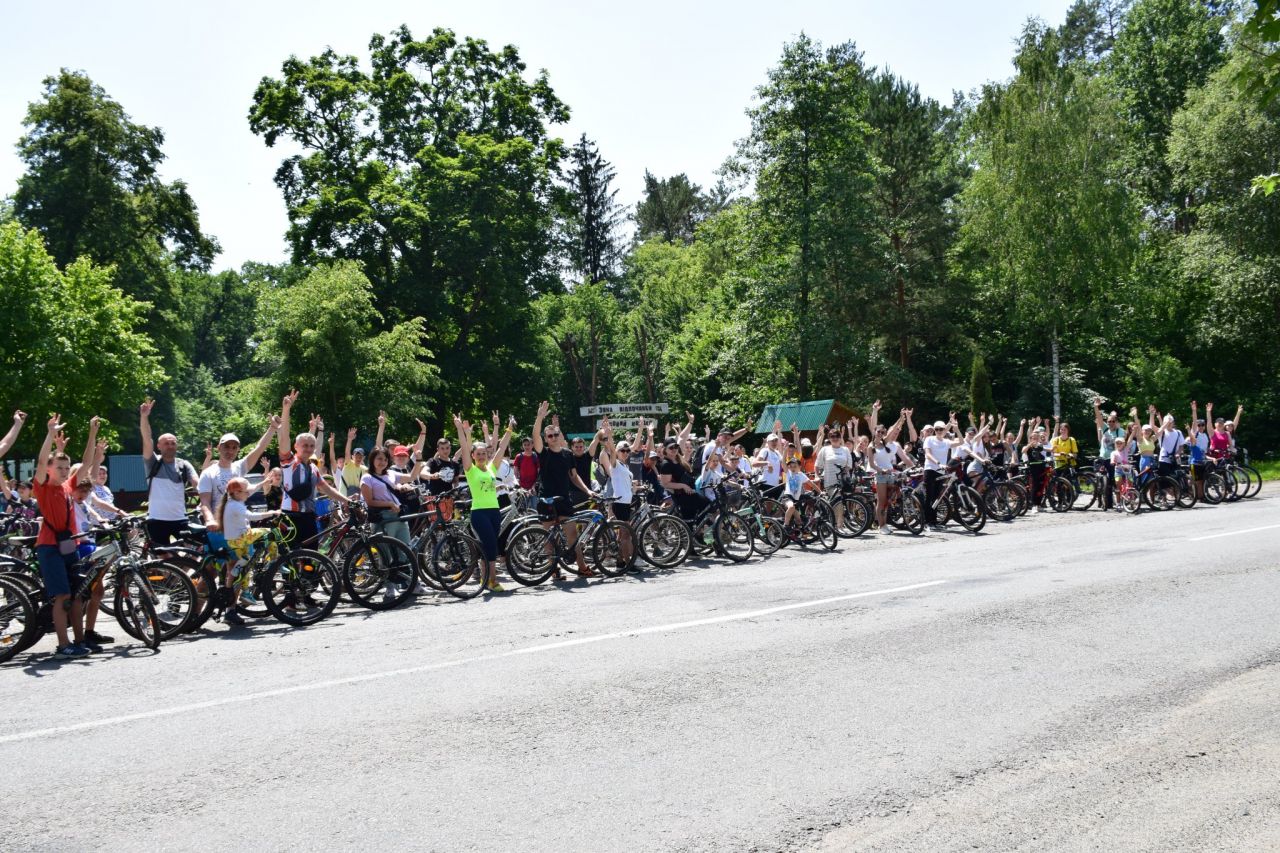 У Шепетівці "Велодень" зібрав понад 200 велолюбителів