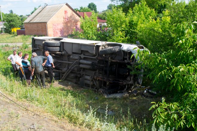 У Шепетівці автобус злетів із &quot;судилківського мосту&quot;