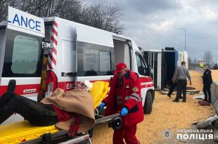 На &quot;тещиному язиці&quot; перекинулась вантажівка під керуванням шепетівчанина