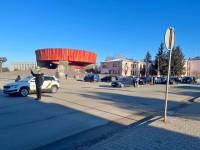 У роковини повномасштабного вторгнення Шепетівська громада завмерла у хвилині мовчання та скорботи