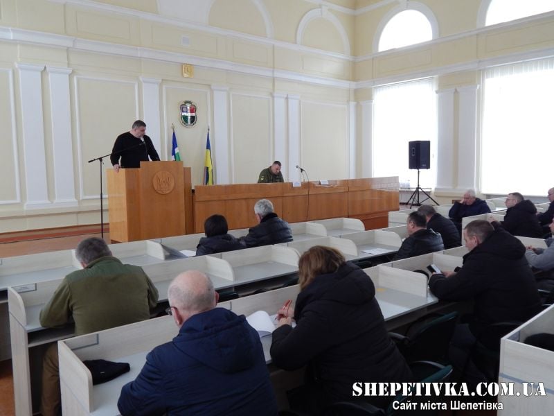 На Шепетівщині перевірять стан військового обліку, у РВА відбулась нарада щодо мобілізації