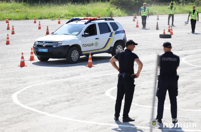 Шепетівські копи виявились найкращими у професійному багатоборстві