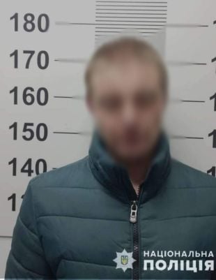 За розбійний напад на підлітка та крадіжку у знайомого судитимуть мешканця Шепетівщини