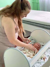 На Шепетівщині народився хлопчик-богатир: як пройшли пологи