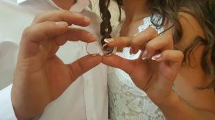 Молодята долучились до акції «Нескінченне кохання»