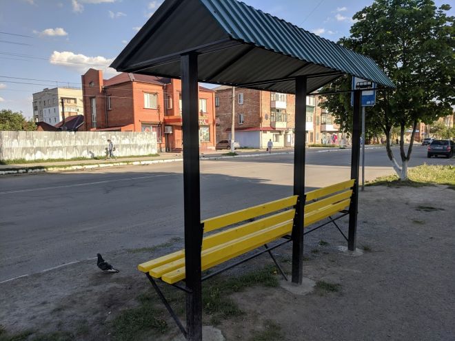Міський голова анонсував оновлення автобусних зупинок