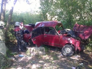 Не впорався з керуванням та з’їхав у кювет