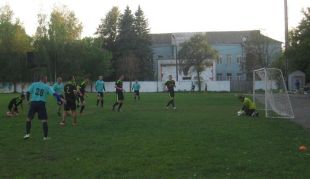 Завершився другий тур осіннього сезону чемпіонату міста з футболу 8х8
