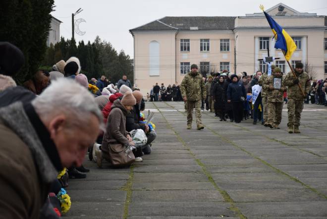Шепетівська громада попрощалася із полеглим захисником Георгієм Малюшкевичем