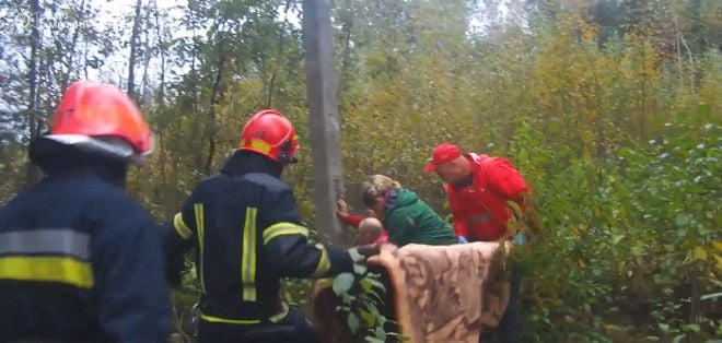 На Шепетівщині у лісі чоловіку стало зле, довелось викликати рятувальників