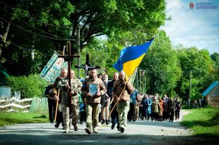 У Шепетівському районі попрощалися із Андрієм Шапочкою