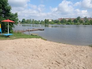 На Шепетівщині перевіряли якість води та піску на пляжах: де безпечно відпочивати