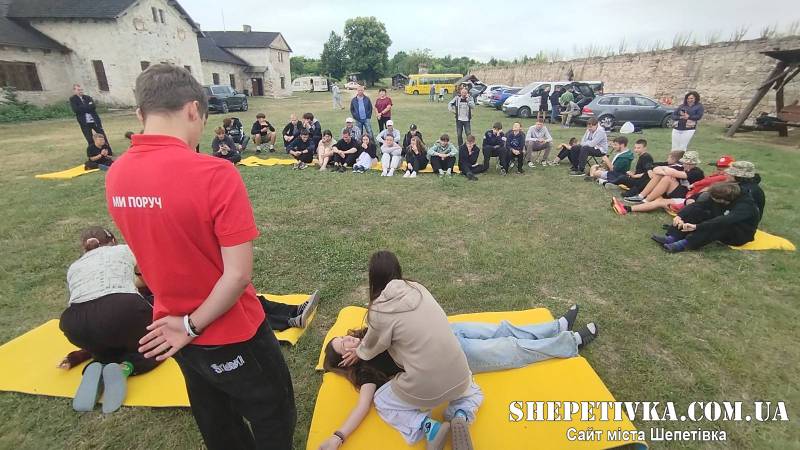 Авіамоделювання, крос-походи та життя в наметах: юні техніки з Шепетівщини долучилися до тренувального збору