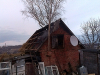 На провулку Гвардійському горіла приватна допоміжна будівля