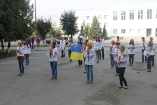 Студенти коледжу провели акцію за мир