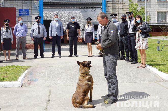 У Шепетівському районі відкрили кінологічний центр поліції