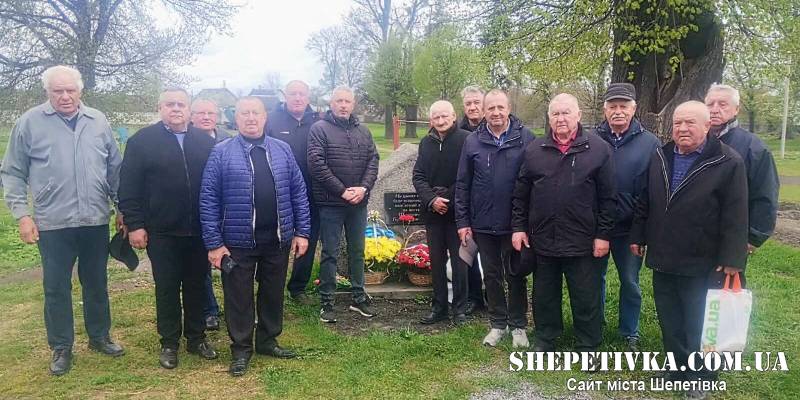 40 років незгасного болю: у Шепетівці вшанували подвиг ліквідаторів аварії на ЧАЕС