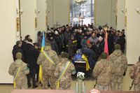 Славутська громада попрощалася з воїном Миколою Несеном