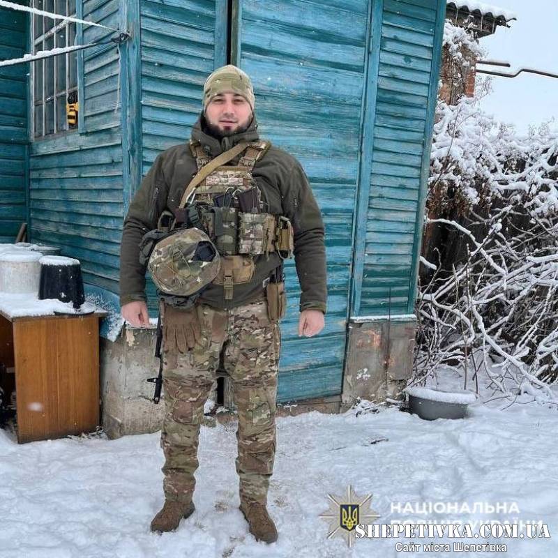 Він обрав захист Батьківщини: історія лейтенанта поліції Шепетівського РУП, який тримає відразу два фронти