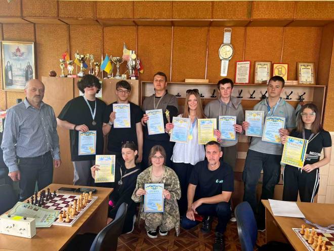 У Шепетівці відбувся Чемпіонат зі швидких шахів серед молоді