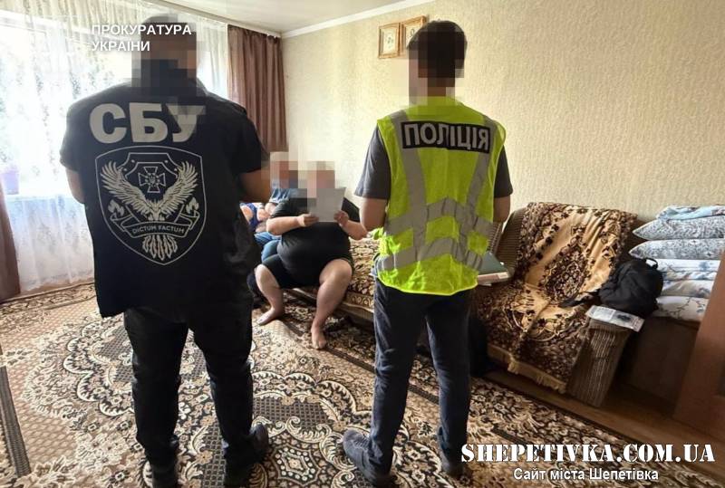 14 тисяч євро за фіктивне «бронювання» та виїзд за кордон: затримали трьох організаторок схеми
