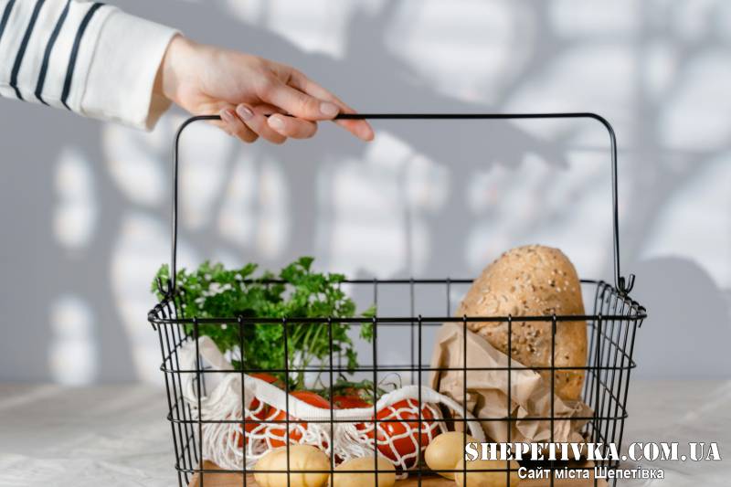 Хліб, овочі, крупи, пальне: на що вже незабаром зростуть ціни в Україні