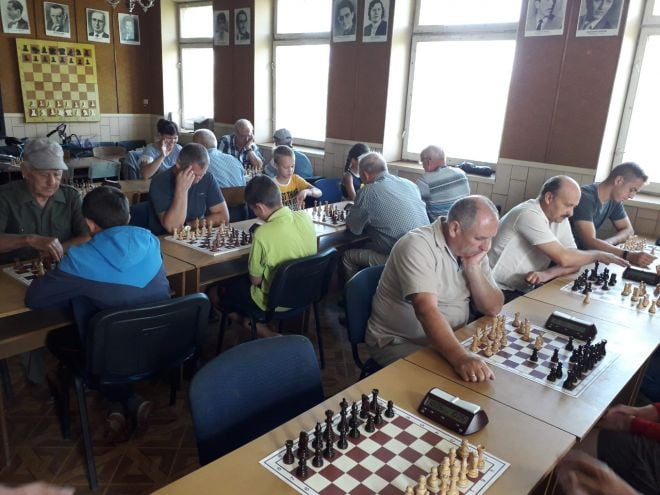Відбувся турнір з швидких шахів присвячений Дню Конституції України