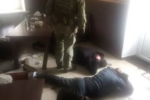 Затримали рекетирів, які лякали шепетівських підприємців