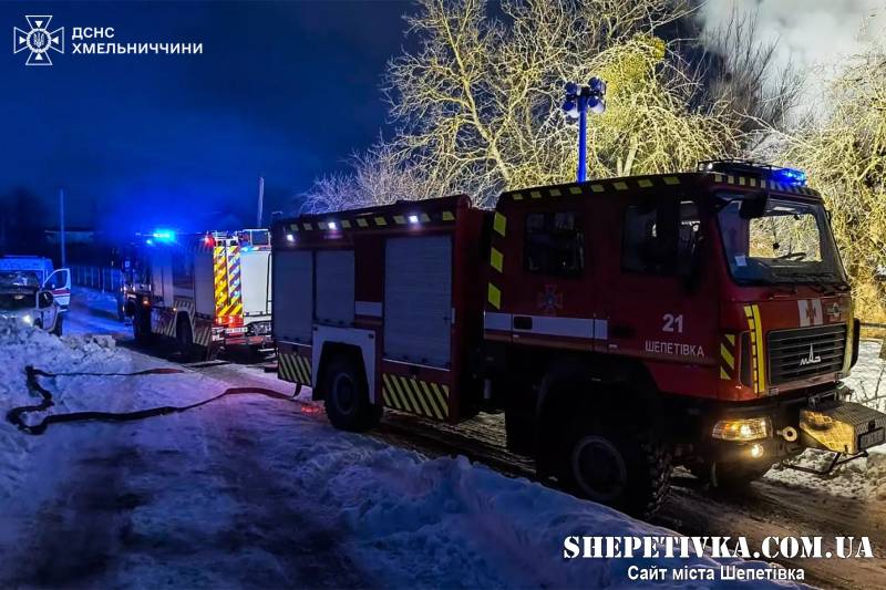 У Шепетівці та селі Коритне горіли житлові будинки