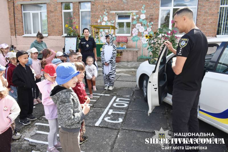 «Пригоди Зебрика: безпечна подорож»: для вихованців дитсадка «Барвінок» провели інтерактивний урок з ПДР
