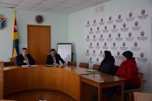 Спори, скарги та житлові потреби вирішував сьогодні Михайло Полодюк на прийомі громадян