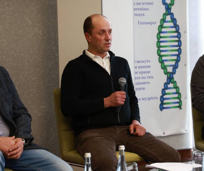 Земля, автомобілі, акції, готівка: що задекларував мер Віталій Бузиль за 2025 рік