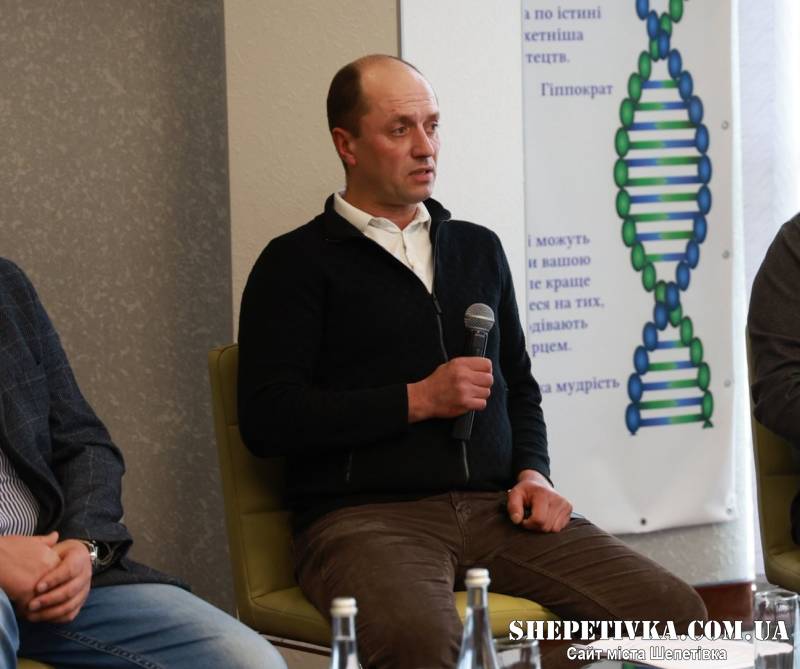 Земля, автомобілі, акції, готівка: що задекларував мер Віталій Бузиль за 2025 рік