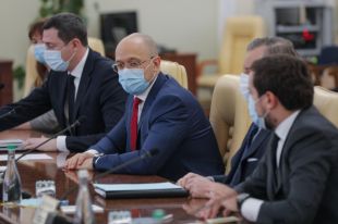 Прем'єр-міністр запевнив, що вдалося досягнути домовленостей про ціни на тепло та гарячу воду