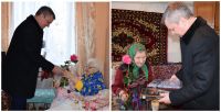 Чиновники привітали поважних мешканок з ювілеями