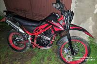 У Шепетівці не змогли поділити дороги мотоцикліст та скутерист