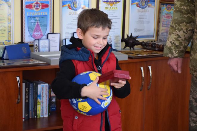 Маленький син Юрія Касимова отримав посмертну нагороду батька