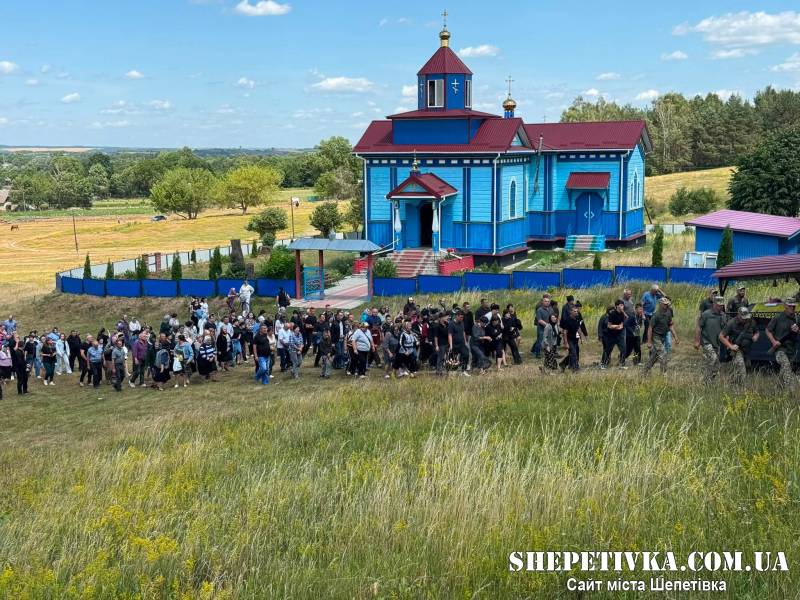 Двічі ставав на захист Батьківщини: Ямпільська громада попрощалася з воїном Володимиром Мельником