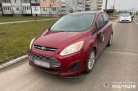 Нетішинка наїхала автомобілем на 12-річного хлопчика з самокатом