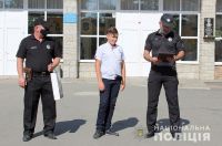 У Шепетівці поліцейські нагородили 7-класника, який самотужки намагався спіймати злодія