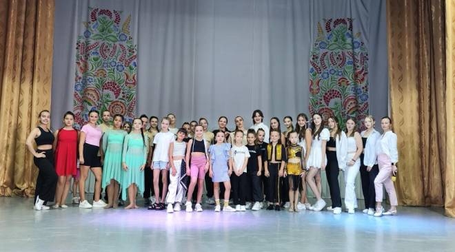Відбувся благодійний концерт народного аматорського театру танцю «Віват»