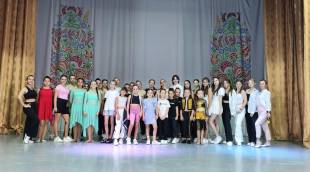 Відбувся благодійний концерт народного аматорського театру танцю «Віват»