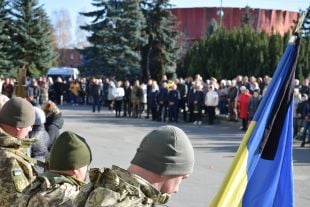 Понад рік вважався зниклим безвісти: Шепетівська громада прощалася із навідником Михайлом Федчуком