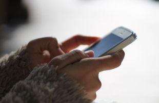 Ставила лайки за товар та втратила 72 тис грн: як ошукали мешканку Шепетівщини