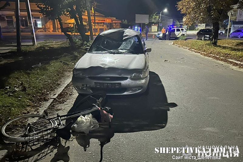 У Шепетівці 22-річний водій збив літню велосипелистку