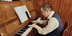 Олексій Хариш