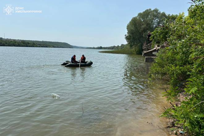 Відпочинок біля водойми закінчився трагедією: під водою зник підліток